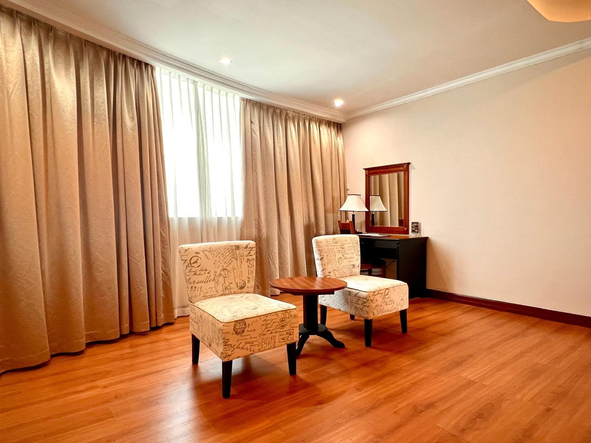 Muong Thanh Luxury Song Han Hotel Đà Nẵng Exterior foto